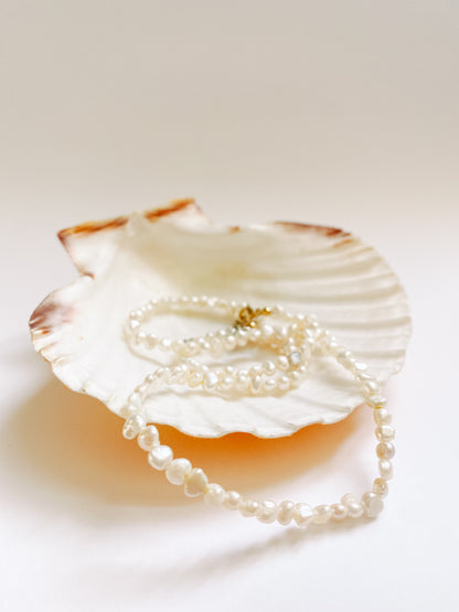 Halo Pearl Necklace – White