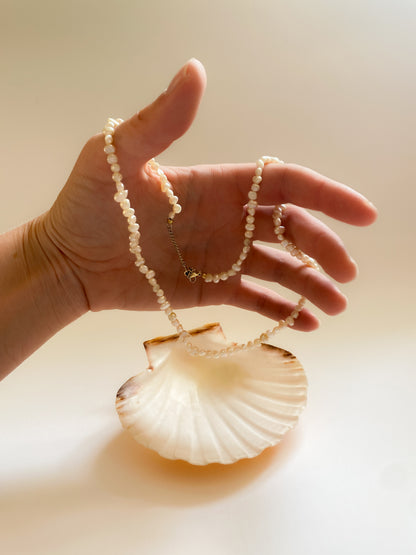 Halo Pearl Necklace – White