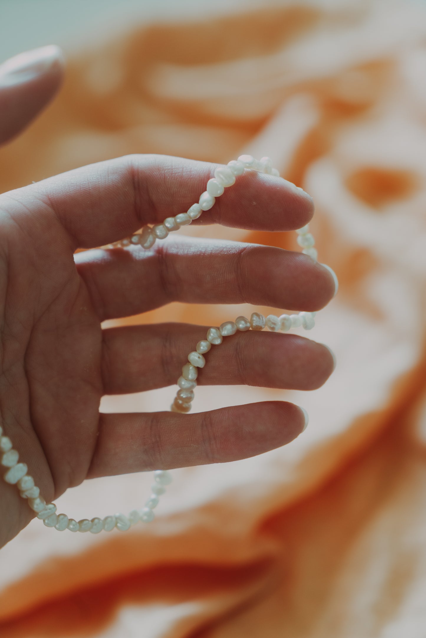 Halo Pearl Necklace – White