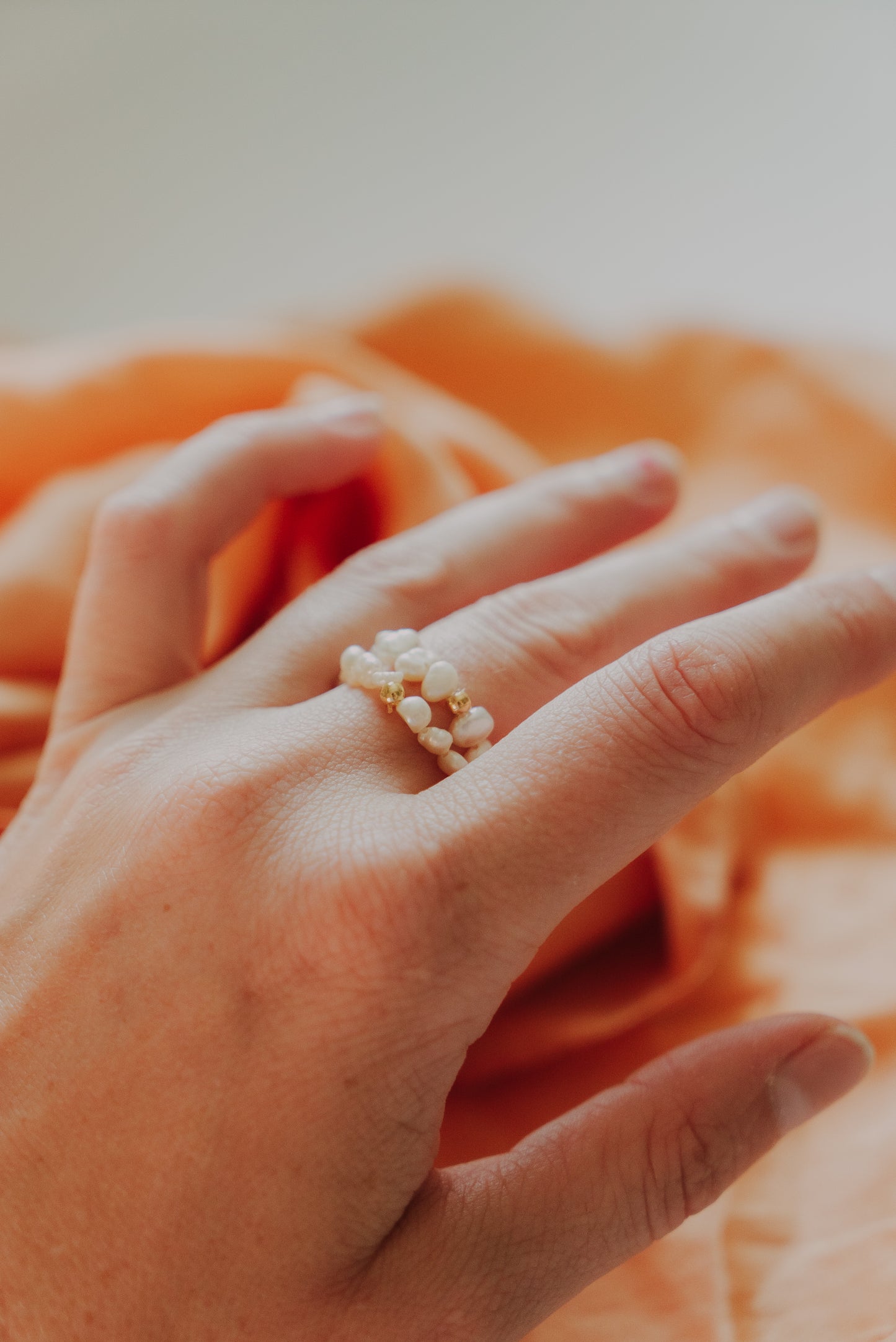 Halo Pearl Ring - White